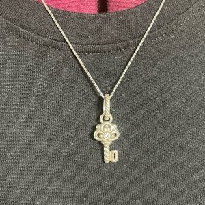 Jane Seymour Open Heart small Key with white diamond